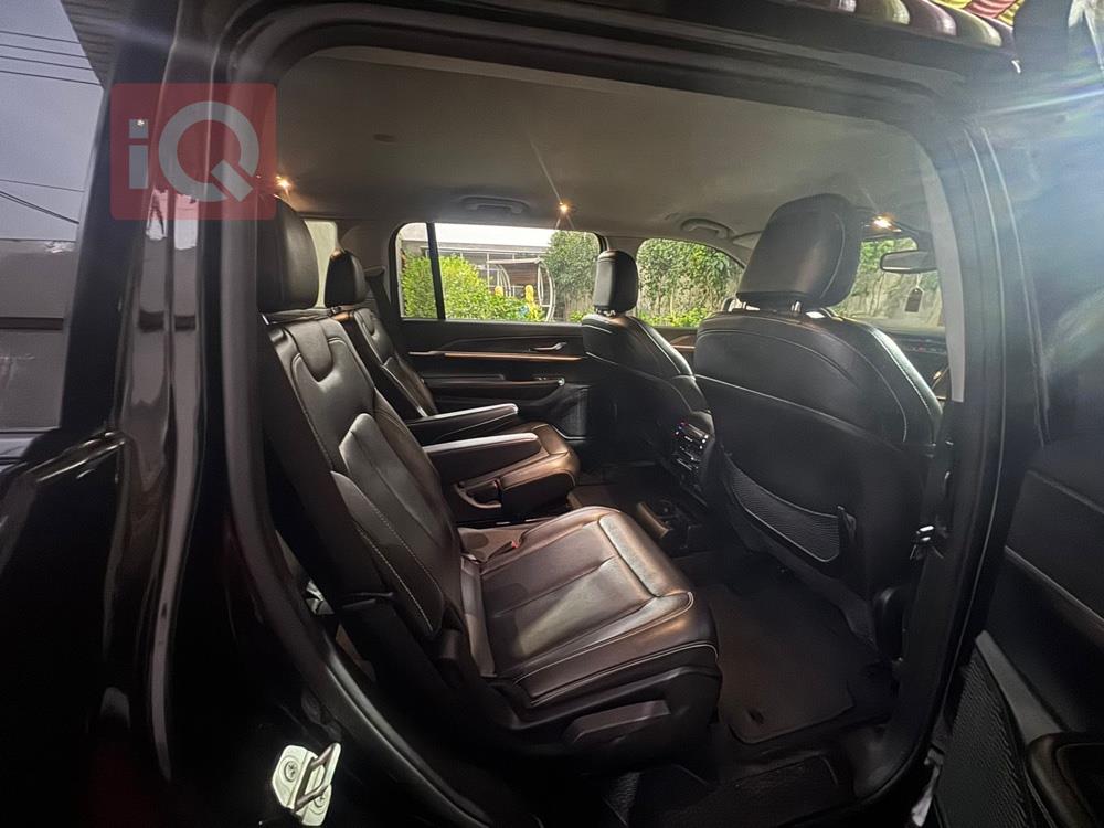 جیپ L گراند شیرۆکی